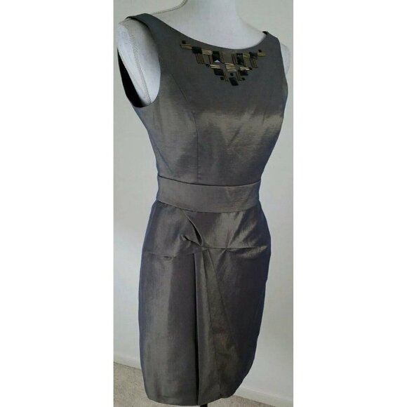 Max And Cleo ~Woman Size 4~Silver/Gold Cocktail/Party Dress Sleeveless Stretch. - Picture 9 of 10